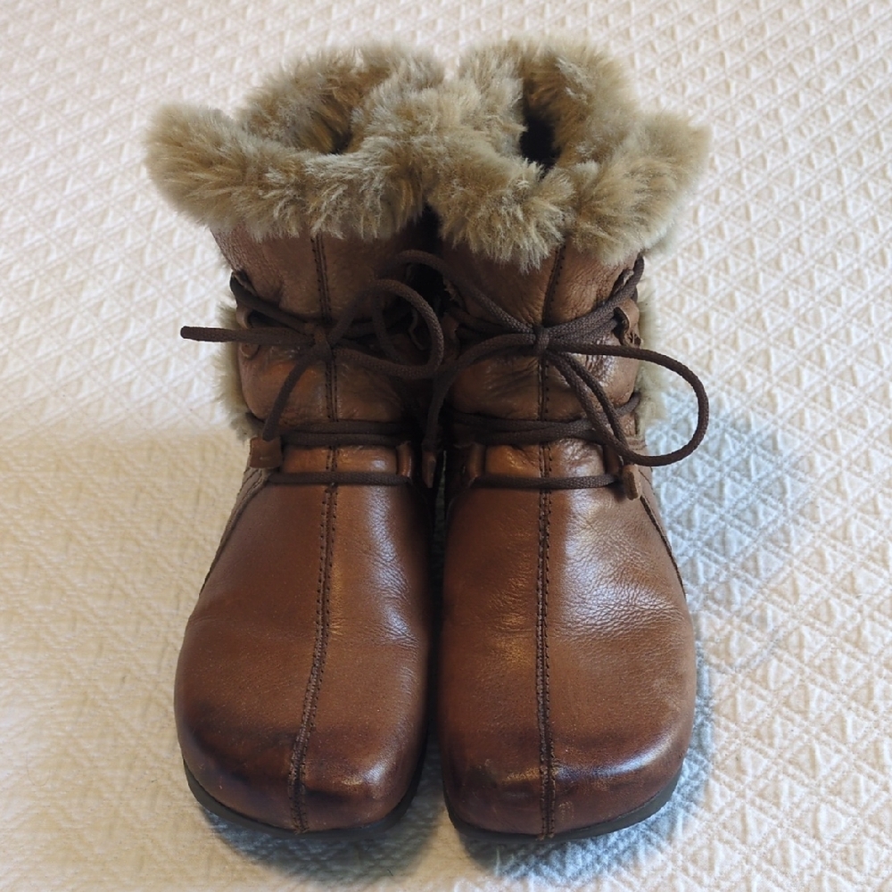 Brown Kalso Earth Boots, Size 7.5 - Picture 6 of 7